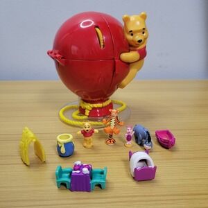 1999 Disney Vintage Winnie the Pooh Balloon Playset‎ Mattel Toys